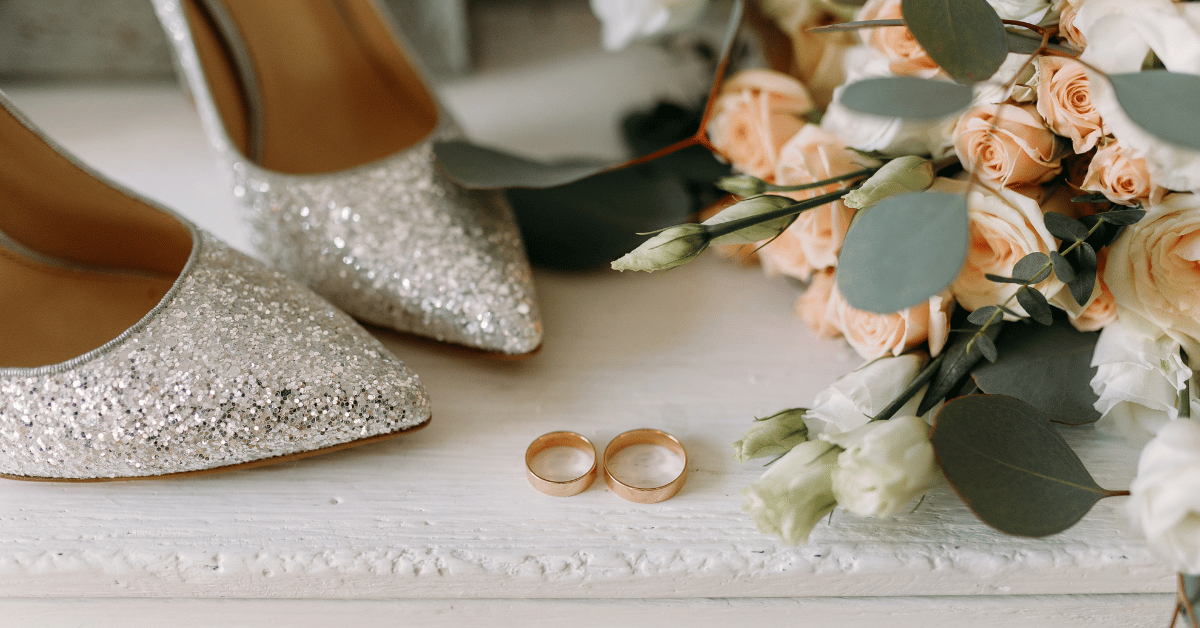 How to Create a Wedding Budget and Stick to It